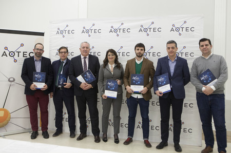 Aotec y Telxius cierran un acuerdo para ofrecer acceso a más de 11.000 torres a los operadores locales