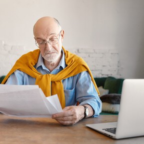 Renta 2025: guía completa de deducciones y ventajas fiscales para mayores de 65 años 