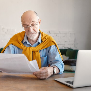 Renta 2025: guía completa de deducciones y ventajas fiscales para mayores de 65 años 