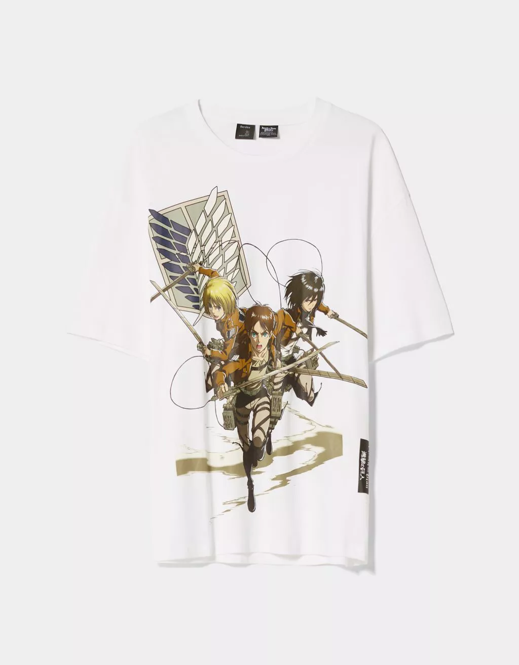 Camiseta manga corta middle fit Attack on Titan print