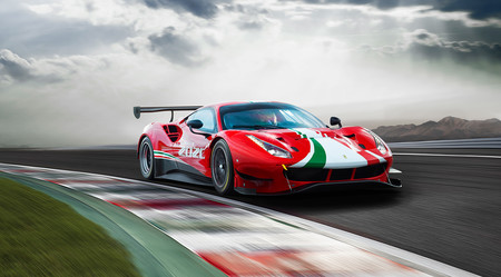 El Ferrari 488 GT3 EVO es la nueva bestia de competición de Maranello, con mejoras aerodinámicas y más ligero