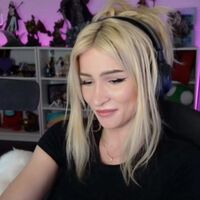 Streamer da Twitch dá à luz seu filho ao vivo, e até o CEO da plataforma estava no chat 