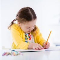 11 alternativas a las pantallas para entretener a los niños cuando salimos de casa