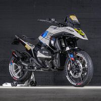 La trail de tus sueños es esta BMW R 1300 GS reconvertida en una moto para tocar rodilla y romper cuellos