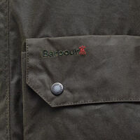 El Corte Inglés ya se está preparando para el otoño con esta ganga de abrigo Barbour a casi mitad de precio  