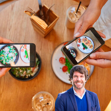 César Martín de Bernardo, profesor de marketing: "Elegimos el restaurante que hemos visto 20 veces en redes sociales porque preferimos ir a lo seguro antes que arriesgarnos a fallar" 