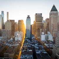 Em 2023, Nova York fechou torneira do Airbnb para proteger lares: dois anos depois, só os hotéis estão felizes 