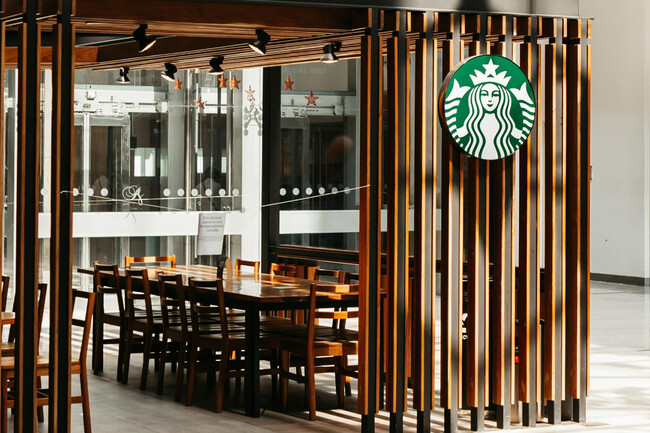 Si creías que Starbucks podría salir de México, estás muy equivocado. Alsea lo seguirá manejando por 20 años más