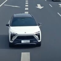 Los primeros datos no oficiales del accidente mortal a bordo de un NIO ES8 indican que el coche no frenó ante un obstáculo