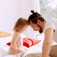 Por qué es importante escuchar a nuestros hijos con los ojos y no solo con los oídos