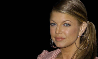 Boquitas de piñón: Fergie