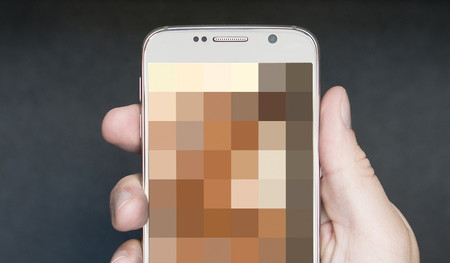 Facebook dice que ahora utiliza una inteligencia artificial para detectar el 'revenge porn'