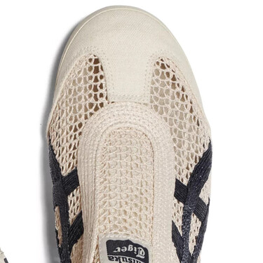Onitsuka Tiger transforma las clásicas Mexico 66 en las zapatillas sin cordones que mejor entienden el verano 