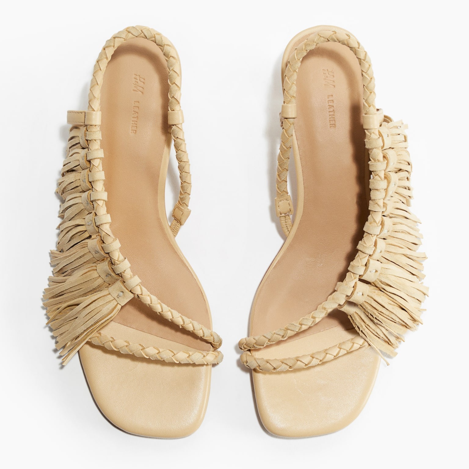 Sandalias de tacón con flecos 