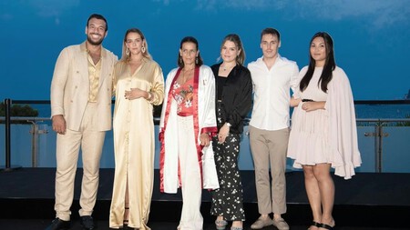 Estefanía de Mónaco junto a sus hijos en 2021