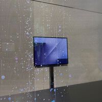 El Galaxy Z TriFold se deja ver por fin: Samsung muestra al mundo su plegable triple tras un cristal 