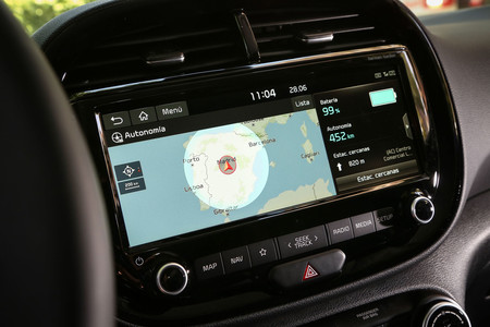 Kia e-Soul 2019 pantalla interior