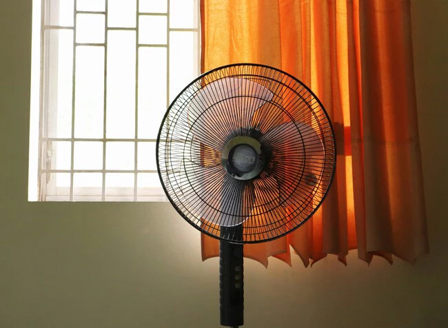 Los Electricistas Y Expertos En Climatizacion Coinciden Un Ventilador Consume 60 Vatios Y Cuesta 2 16 Euros Al Mes Usandolo 8 Horas Al Dia