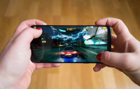 La familia gaming crece: Samsung sería la próxima marca en lanzar un móvil para jugones