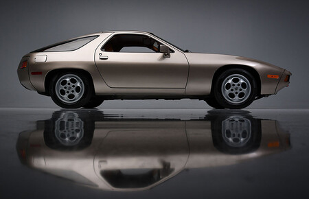 El Porsche 928 que conducía Tom Cruise en 'Risky Business' busca dueño: sale a subasta en septiembre