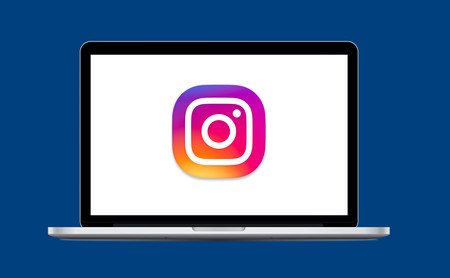 Zine es una herramienta que convierte tu perfil de Instagram en una página web con un diseño cuidado
