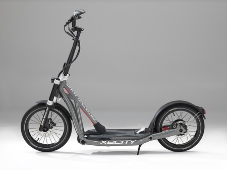 Bmw Motorrad X2city 001