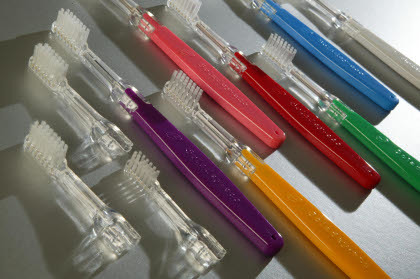 El cepillo de dientes que no necesita dentífrico