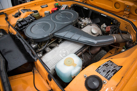 BMW 3.0 CSL 6 cilindros en línea.