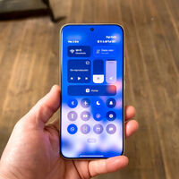 Las pantallas AMOLED tienen los días contados en los móviles baratos, y la IA es la gran culpable de este recorte
