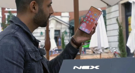 Las primeras imágenes del Vivo Nex 3 nos muestran su diseño todo pantalla y que tendría minijack