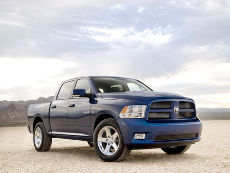 Fiat Chrysler, bajo investigación en Estados Unidos por supuestas trampas en las emisiones de los Jeep Grand Cherokee y Ram 1500