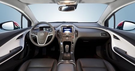 Opel-Ampera-int-1