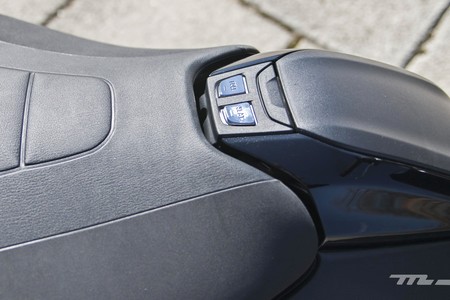 Yamaha Tmax Dx 2018 036