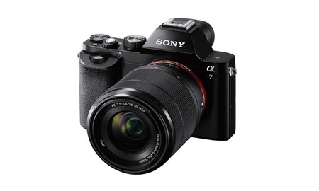 También la primera generación: la Sony Alpha 7, con objetivo 28-70mm, en las ofertas de primavera de Amazon por 779,99 euros