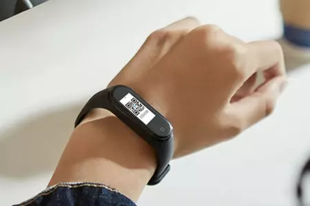 中国ではQRコードとAliPayシステムを使った支払いが可能になる。