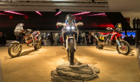 Honda presentó en el EICMA sus novedades 2016
