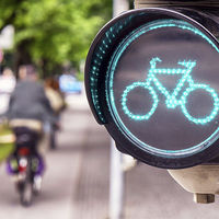 Las ayudas para la movilidad eléctrica que dará Madrid: de los 500 euros para comprar bicis a los 1.000 euros para carsharing