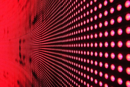 Samsung cambia de planes y según algunos medios, continuará fabricando paneles LCD para sus televisores, al menos en 2021