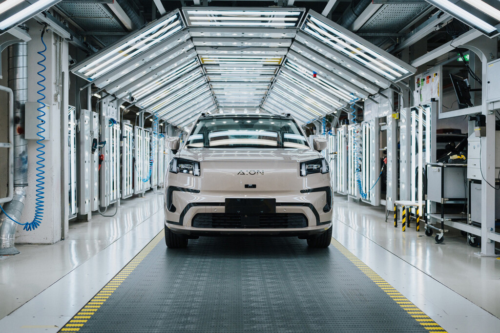 La industria europea se está rindiendo ante China. Primero fue Stellantis, y ahora otro enorme fabricante hará coches eléctricos chinos en Europa