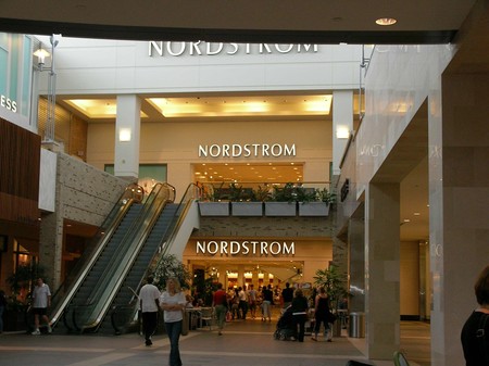 Olvídate de comprar, ahora Nordstrom te permitirá rentar un traje