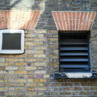Mi casa tiene rejillas de ventilación y me han recomendado taparlas para que no entre frío. Esto hay que tener en cuenta