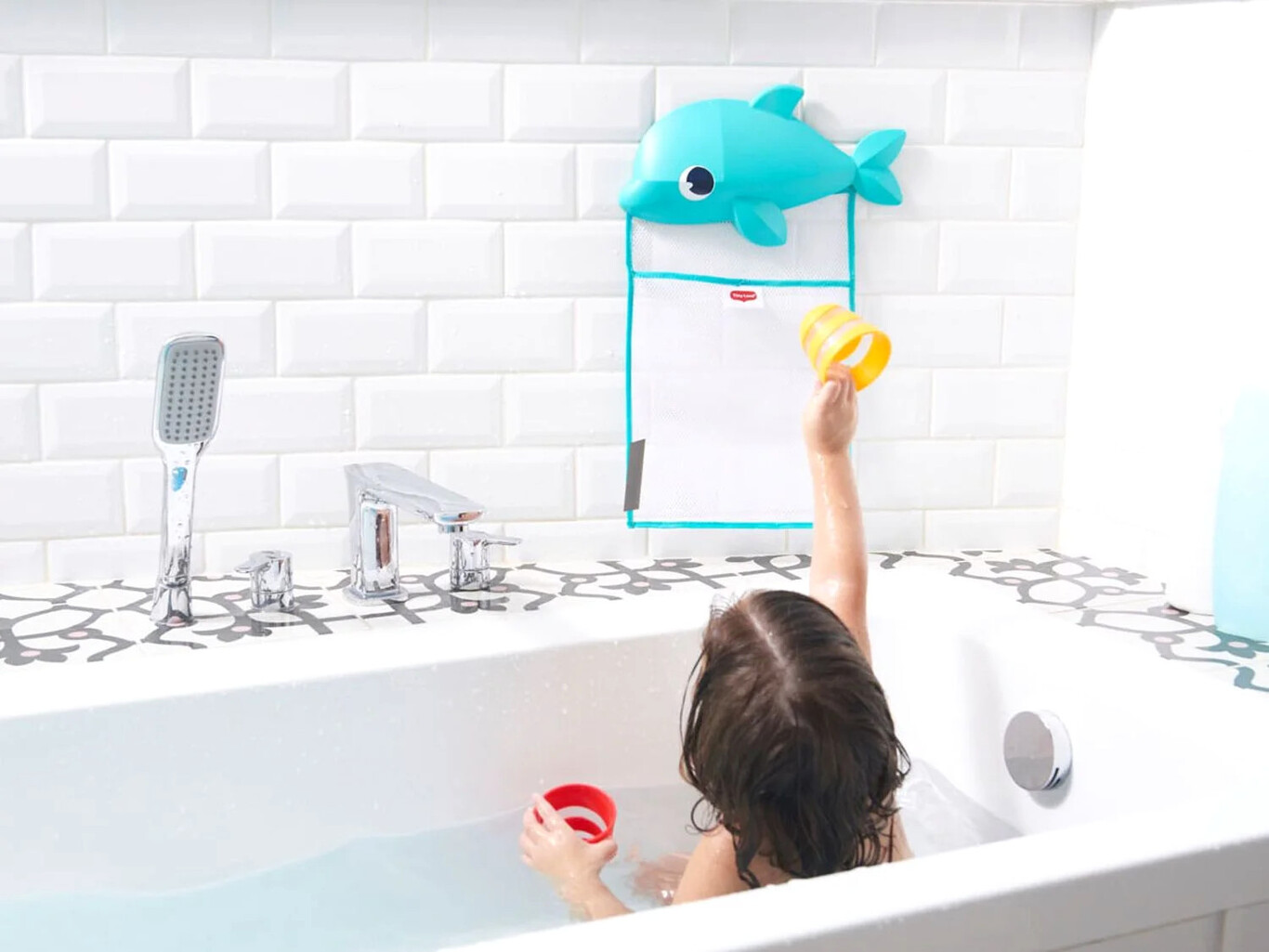 15 organizadores bonitos y prácticos para los juguetes de baño