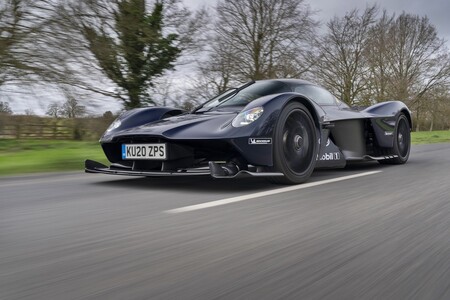 Aston Martin Valkyrie Roadster 2022 Teaser
