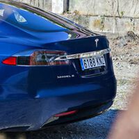 Se compra un Tesla Model S y su anterior dueño se dedica a hacerle la vida imposible controlando el coche a distancia. Se ha vengado a lo grande 