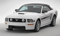 2007 Ford Mustang GT/CS, primeras fotos oficiales