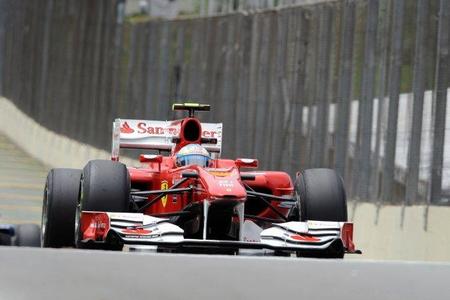 GP de Brasil de Fórmula 1. Fernando Alonso por detrás de sus rivales