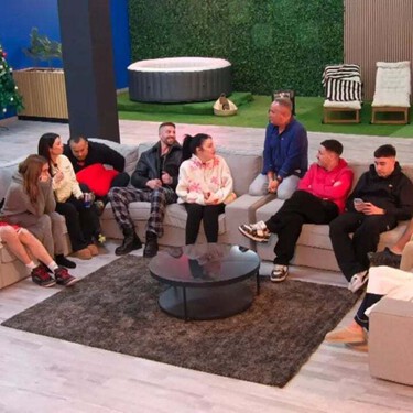 El "efecto montaña rusa" por el que estás enganchado a 'La casa de los gemelos', según una psicóloga