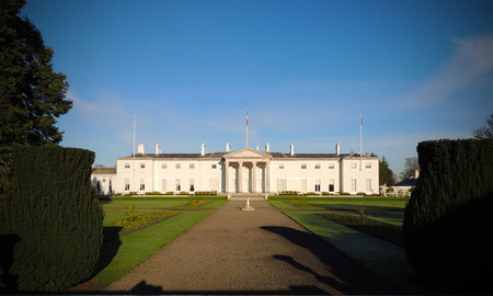 La Casa Blanca tiene una hermana pequeña, pero de tamaño mini y en Irlanda