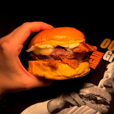 Así es la mejor hamburguesa gourmet de España de 2026: se hace en Ourense y lleva carne de buey de rubia gallega  