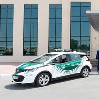 Ahora la policía de Dubai se pasa a los coches eléctricos con ocho Chevrolet Bolt EV
